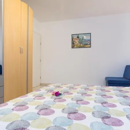 Apartamento Neda *