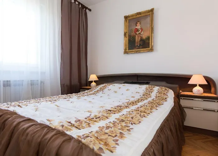 Neda شقة بونات